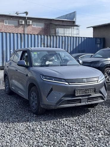 m 5: BYD Yuan Up: 2025 г., Автомат, Электромобиль, Кроссовер — 1