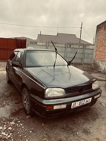 golf iv: Volkswagen Golf: 1993 г., 1.8 л, Ручные, Бензин, Хэтчбэк — 2