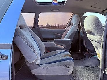 honda шатл: Toyota Previa: 1991 г., 2.4 л, Ручные, Бензин, Минивэн — 7