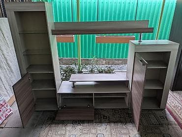 silver kitchen: Стенка-шкаф, Тип стенки-шкафа: Модульная, Для зала, Б/у, Особенности: С отделением под телевизор — 1