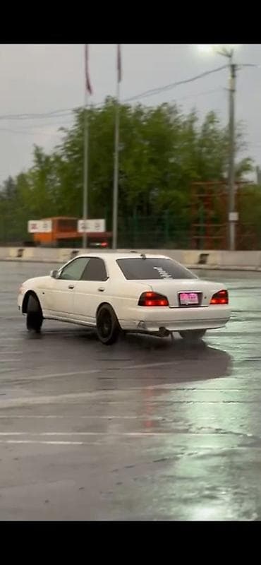 буфер спринтер: Nissan Laurel: 2000 г. — 1