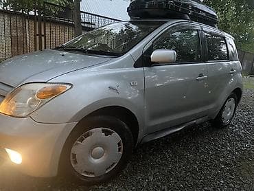 атбашы авто: Toyota Ist: 2003 г., 1.3 л, Автомат, Газ, Хетчбек — 7