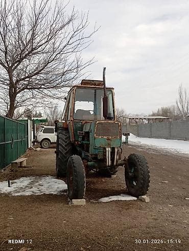 Трактор колесный с кабиной, класс МТЗ/ЮМЗ (ориентировочно МТЗ-80/82)