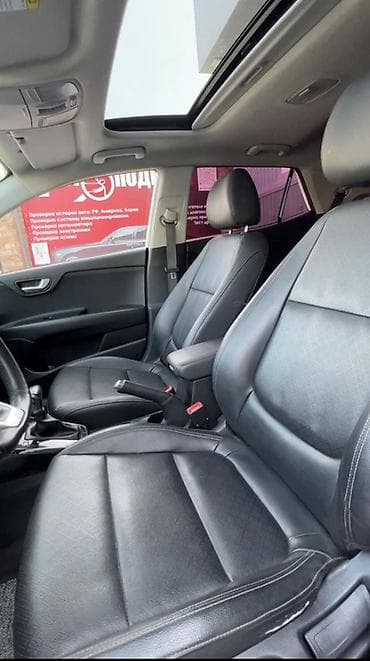corea cars.com: Kia Stonic: 2018 г., 1.6 л, Робот, Дизель, Кроссовер — 4