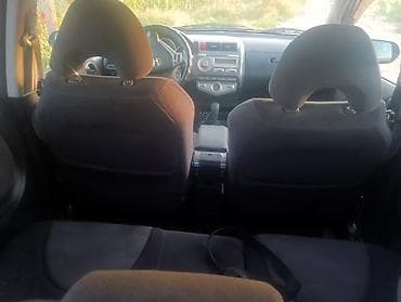 mini ev: Honda Jazz: 2007 г., 1.3 л, Вариатор, Бензин, Хэтчбэк — 2