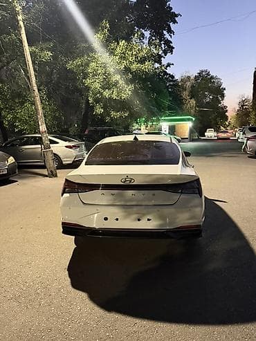 geely galaxy e5: Hyundai Avante: 2021 г., 1.6 л, Автомат, Газ, Седан — 4