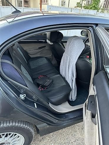 авто бесплатно: Honda Civic: 2007 г., 1.6 л, Автомат, Бензин, Седан — 9