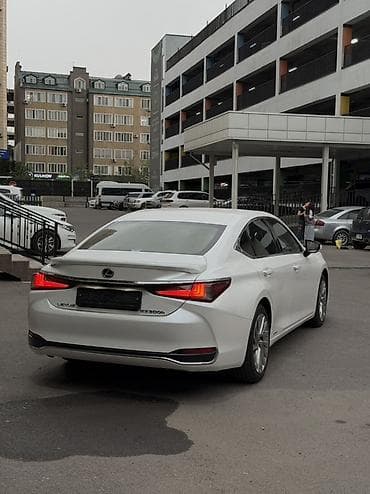 2019: Lexus ES: 2019 г., 2.5 л, Автомат, Гибрид, Седан — 3