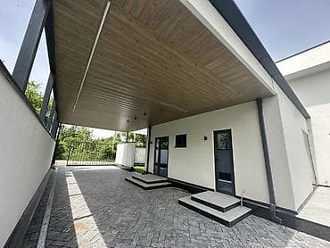 продажа участка в бишкеке: Дом 173 кв.м в закрытом кооперативе в с. Кой-Таш, Участок 6 соток. Три — 8