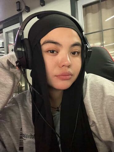 Ищу работу, мне 20 лет. Я работала в сфере официанта 2,5 года