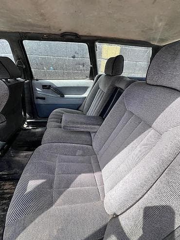 deu labo: Volkswagen Passat Variant: 1989 г., 2 л, Механика, Бензин, Универсал — 6