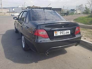 Продажа авто: Легковой автомобиль седан, черный цвет, 4 двери. Особенности и — 2