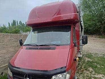 двери от спринтера: Легкий грузовик, Mercedes-Benz — 1