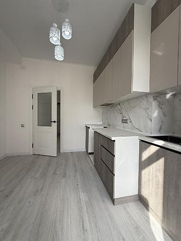 французский каартал: 2 комнаты, 35 м², Элитка, 4 этаж, Евроремонт — 5
