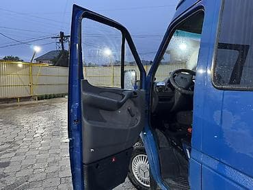джели авто: Mercedes-Benz Спринтер: 2002 г., 2.7 л, Механика, Дизель, Фургон — 8