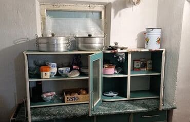 где можно купить церковные свечи: Кухонный шкаф, Б/у, Навесной, Без мойки — 2