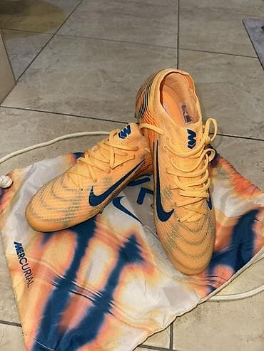 Бутсы: Nike Mercurial Vapor — футбольные бутсы с шнуровкой. Размер 27,5 см — 2