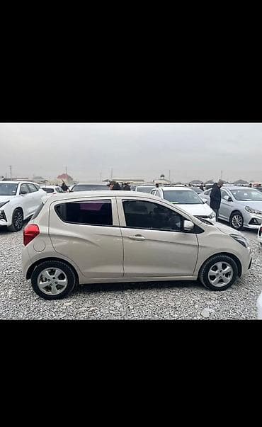 55 camry: Chevrolet Spark: 2016 г., 1 л, Автомат, Бензин, Хэтчбэк — 3