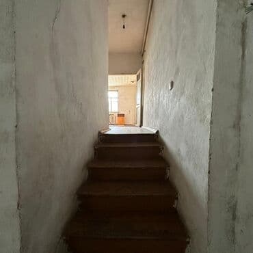 продаю дом в районе пишпек: Үй, 116 кв. м, 5 бөлмө, Кыймылсыз мүлк агенттиги, Эски ремонт — 7