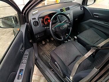daihatsu core: Daihatsu Cuore: 2009 г., 1 л, Ручные, Бензин, Хэтчбэк — 3