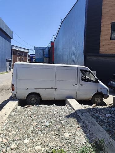ремень для груза: Грузовой фургон Mercedes-Benz Sprinter ДОСТАВКА ПО РЕГИОНУ Основные — 1