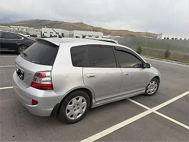 Honda Civic: 2004 г., 1.7 л, Вариатор, Бензин, Хэтчбэк