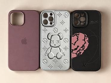 Набор чехлов для iPhone (3 штуки). - Левый: силиконовый чехол цвета
