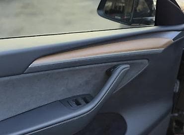 bid e2: Tesla Model Y: 2023 г., Электромобиль, Кроссовер — 6