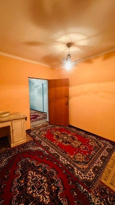 Квартира берилет Село Орто сай улица балык Кумара 68/2 эки комнат