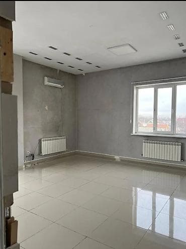 продажа бц: Сдаётся в долгосрочную аренду просторное 3-этажное здание в самом — 1