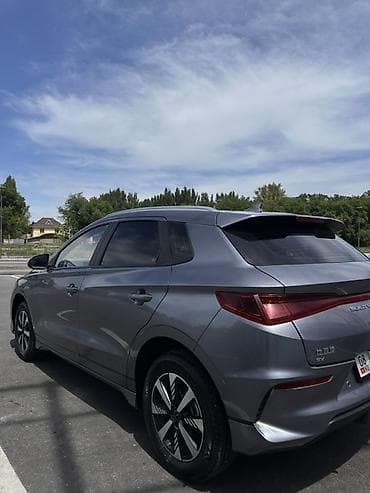 BYD: BYD E2: 2024 г., 0.1 л, Вариатор, Электромобиль, Кроссовер — 5