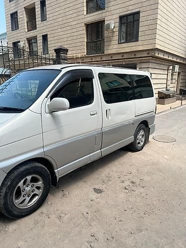 mark 3: Toyota Regius: 2001 г., 2.7 л, Автомат, Газ, Минивэн — 2