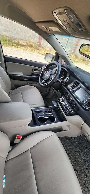 капитер: Kia Carnival: 2019 г., 2.2 л, Дизель, Минивэн — 10