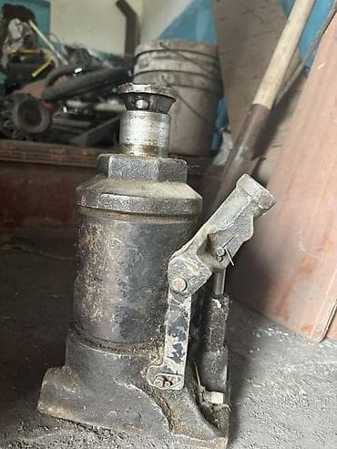 авто данкрат: Домкрат бутылочный механический/гидравлический тип (винтовая — 2