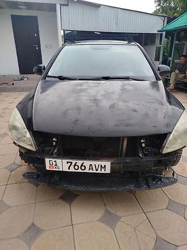 hyundai ix35: Hyundai i30: 2008 г., 1.6 л, Механика, Дизель, Хэтчбэк — 7