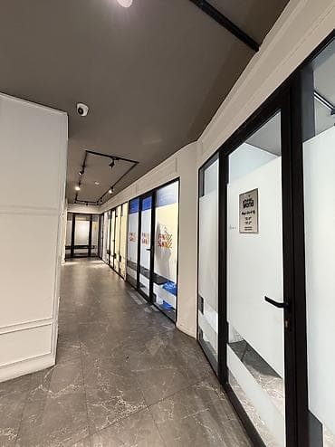 аренда места для бизнеса: Аренда офисов, 30 м², В жилом комплексе, 1 линия — 4