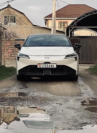 camry 25: AION S Plus — электрический седан Основные особенности: - Полностью — 3