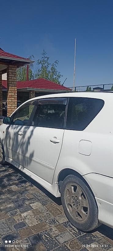 sp 4: Toyota Ipsum: 2001 г., Автомат, Минивэн — 3