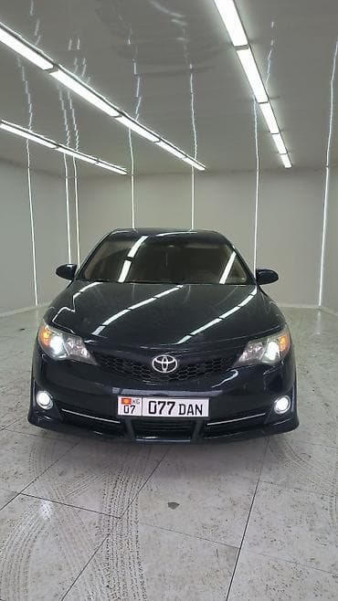 6d mark: Toyota Camry: 2012 г., Автомат, Бензин, Седан — 4