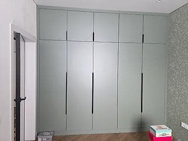 third edition solutions: Шифоньер, шкаф для одежды, Прямой — 1