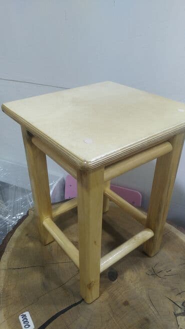 кухни истол: Табуретка, Жаңы, Жыгач, Бүктөө эмес — 2