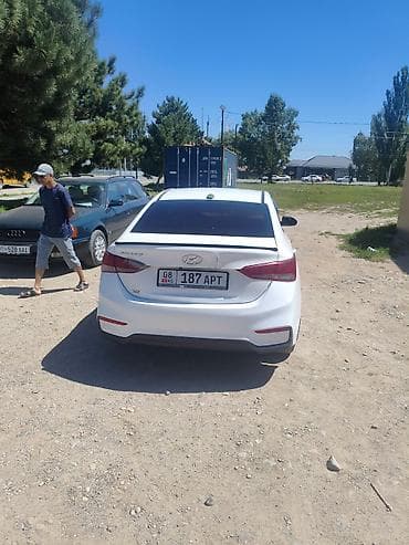 Hyundai Solaris: 2017 г., 1.4 л, Кол менен иштөөчү, Бензин, Седан — 5