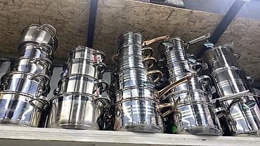 Наборы кастрюль и ковшей из нержавеющей стали и эмалированной стали -