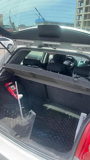 platz vitz: Toyota Auris: 2007 г., 1.6 л, Робот, Бензин, Хэтчбэк — 5