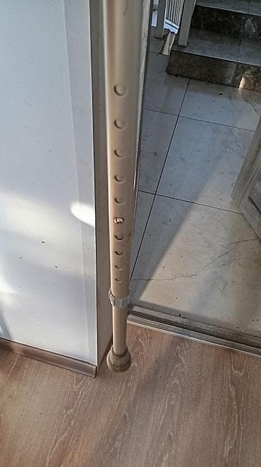 Костыль регулируемый, отличный, продам недорого — 2