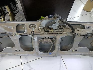 задняя дверь хонда стрим: Крышка багажника Subaru — 4