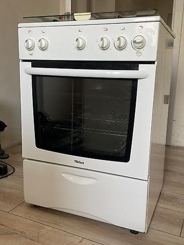 Фрезерные станки: Газовая плита Teba с духовкой - 4 конфорки: 1 большая, 2 средние, 1 — 1