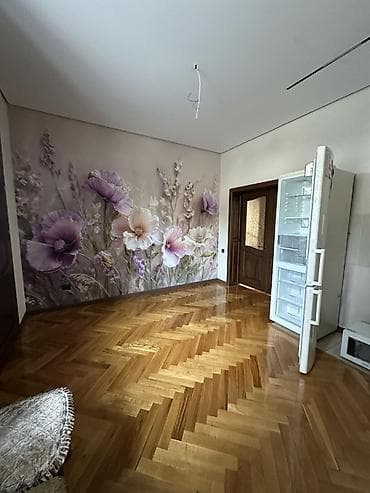 Продажа домов: 🏡 Продается просторный 3-уровневый дом 📍 Кызыл-Аскер, ул. Казакова — 8