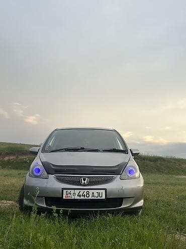 срочно хонда фит: Honda Fit: 2004 г., 1.3 л, Автомат, Бензин, Хэтчбэк — 2