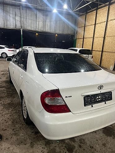 cadillac escalade: Toyota Camry: 2003 г., 2.4 л, Автомат, Бензин, Седан — 3